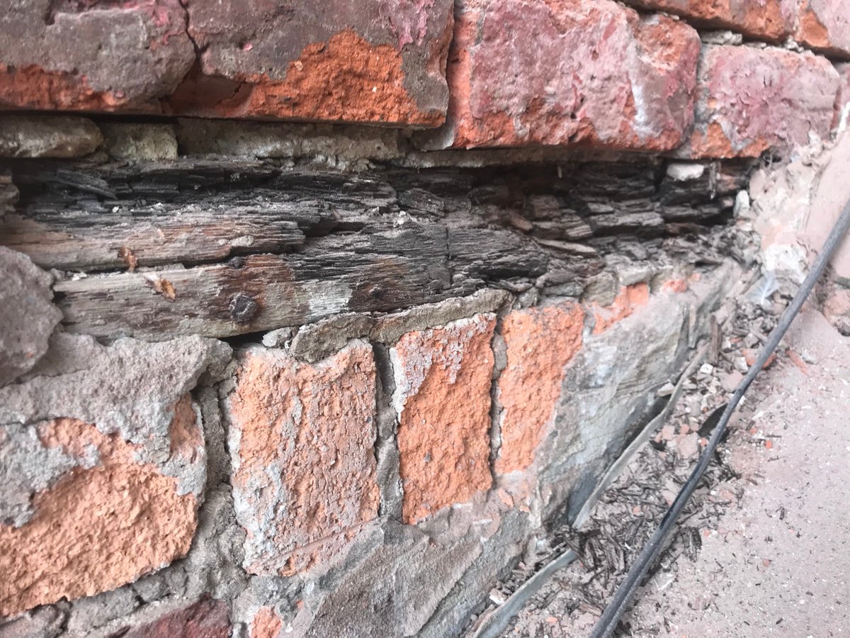 Dryabode's tweet image. The boys did a sterling job this week removing defective but stubborn render from an old property in Horwich revealing a number of defects along with our original works installing remedial wall ties and lateral restraint ties to the gable end.