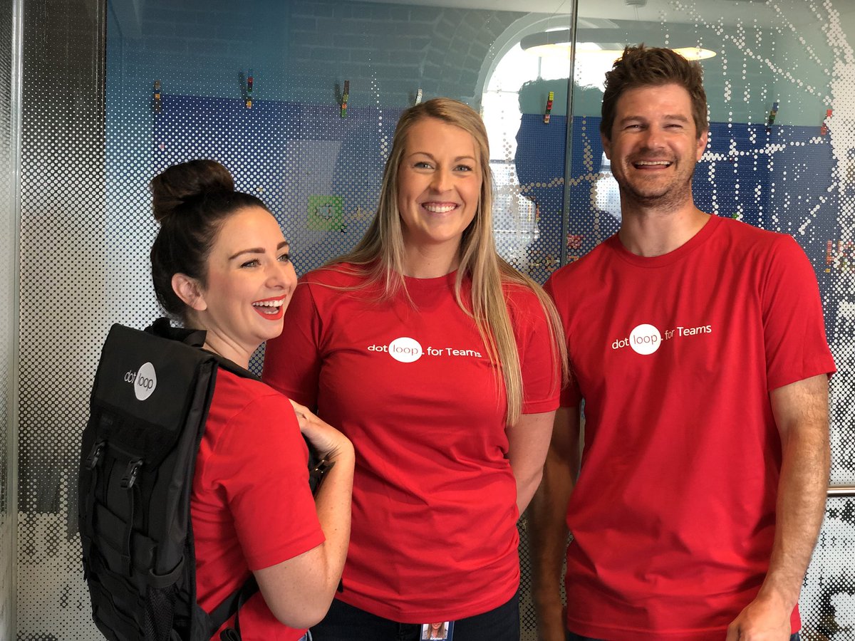 dotloop's tweet photo. Guess what just arrived?!! The prizes for the our first Power Pack #Sweepstakes are in the office and getting ready to be shipped. Congratulations to all the #KellerWilliams teams who won!! Your prizes will be arriving soon!! #dotloopforTeams #RealEstate @kwri https://t.co/zqL1pewds5
