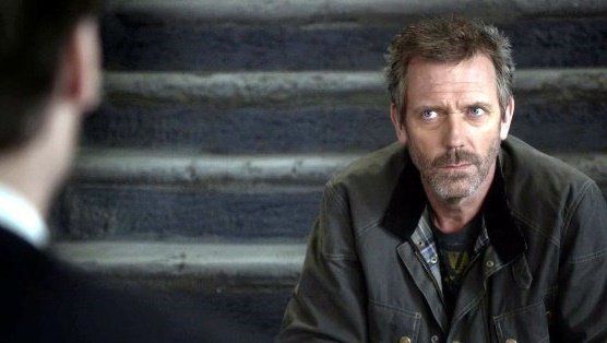 Sen tanrıyla konuşursan dindarsındır. Tanrı seninle konuşursa deli. 

Dr. House
