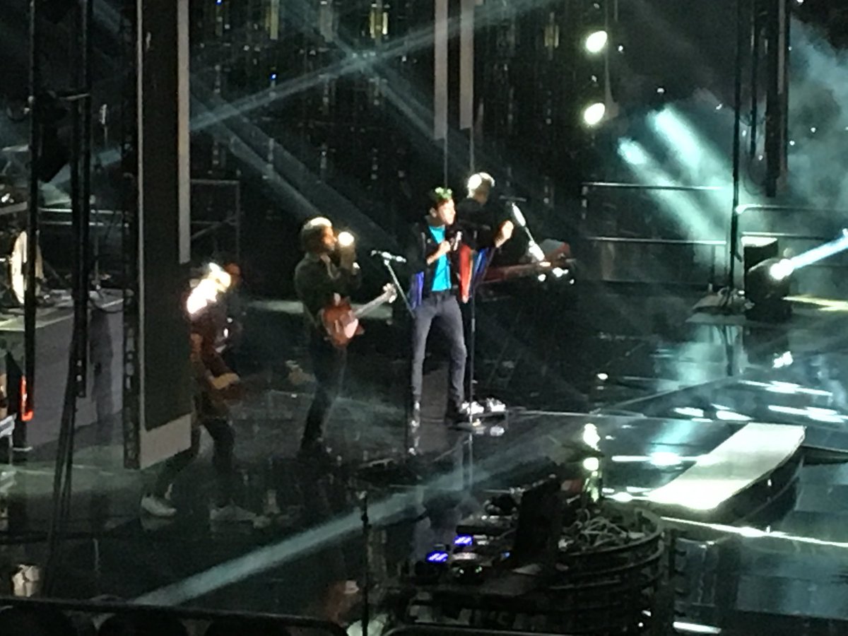 Mme Randall (@randall_mme) on Twitter photo The inspiration...wow! Olivia Holt, Mariatu Kamara, Kraig and Mark Kielburger and the Arkells <a href="/CentennialSrPS/">Centennial Senior PS</a> <a href="/PeelSchools/">Peel District School Board</a> <a href="/MetoWeCSPS/">Me to We CSPS</a> #WEday #WeDayToronto <a href="/TrusteeMcDonald/">KathyMcDonald</a> The inspiration...wow! Olivia Holt, Mariatu Kamara, Kraig and Mark Kielburger and the Arkells <a href="/CentennialSrPS/">Centennial Senior PS</a> <a href="/PeelSchools/">Peel District School Board</a> <a href="/MetoWeCSPS/">Me to We CSPS</a> #WEday #WeDayToronto <a href="/TrusteeMcDonald/">KathyMcDonald</a>