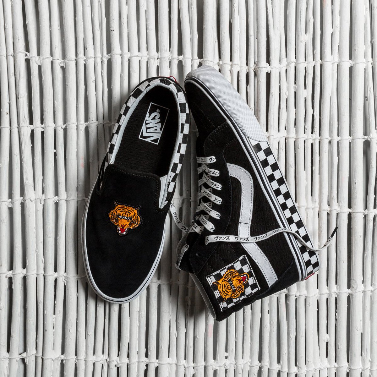 vans checkerboard tiger