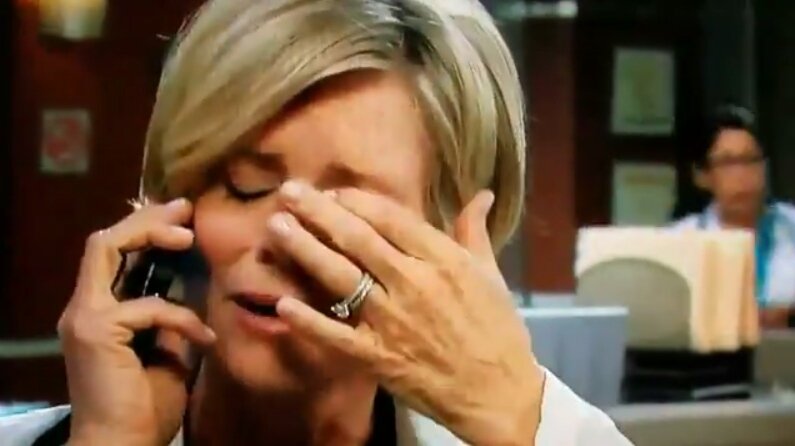 basia_barb's tweet image. This is not only painful for Kayla but for us fans as well!
Wish we could hear Steve's voice and even see him sitting in prison! He is needed in Salem!!!
 #BringPatchBack #DaysNeedsSnK #DaysNeedsStephen #Days @nbcdays