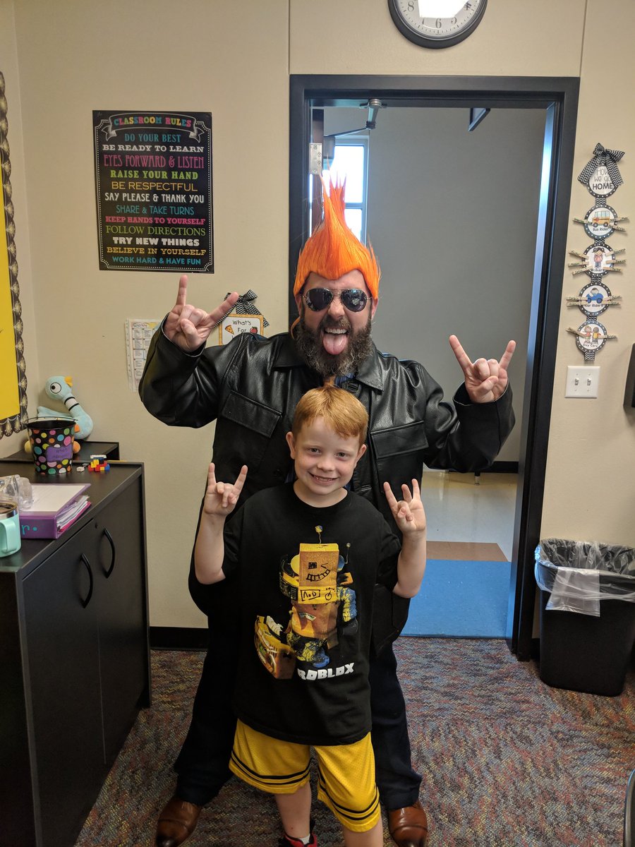 Hayley Sample tweet media