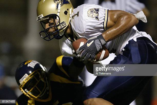 PGHClothingCo's tweet photo. This day in #PGHistory: In Toledo, #9 Pitt is upset by the Rockets 35-31. (2003)

Larry Fitzgerald ended the game with 12 catches for 201 yards, while Bruce Gradkowski threw for over 400 yards, along with a last-minute TD to Lance Moore - sealing the win for Toldeo. https://t.co/ILEJvt53xK