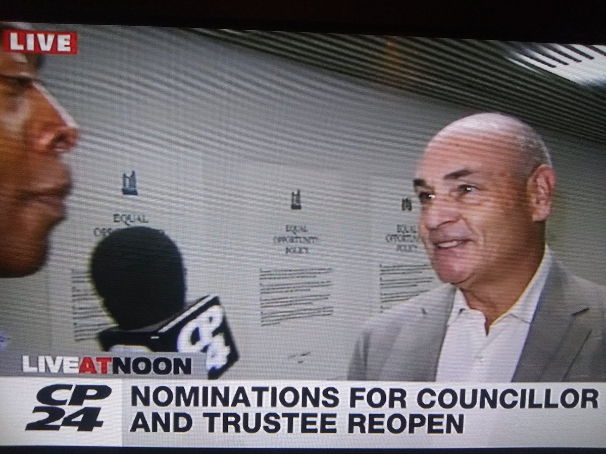 <a href="/G_Smitherman/">George Smitherman</a> speaking with CP24's <a href="/nathandowner1/">nathan downer</a> while registering to represent #TorontoCentreWard at City Hall
#FightFord