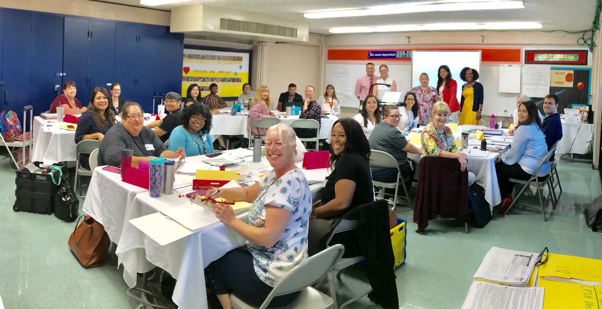subr2000's tweet photo. @HoustonISD  East Area “Planning For Success” session at Franklin Elementary! Thanks SSO Mrs. Saenz-Phillips for stopping by! https://t.co/xsr8m9E0g9