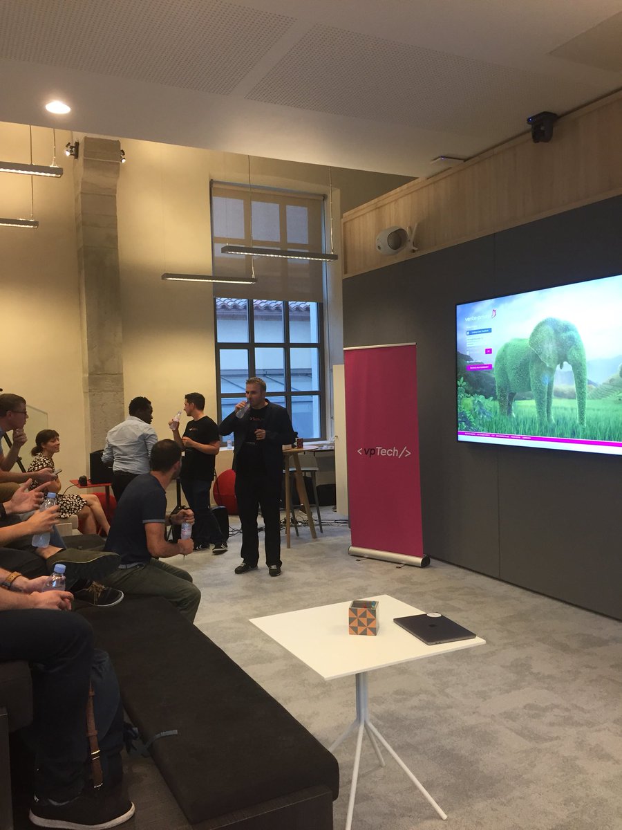 Début de la soirée @ventepriveeTech  chez @Nextdoor_fr