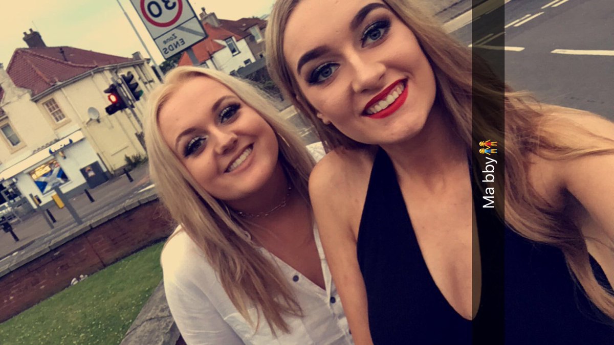 courtney xo ( courtneylou2205) Twitter