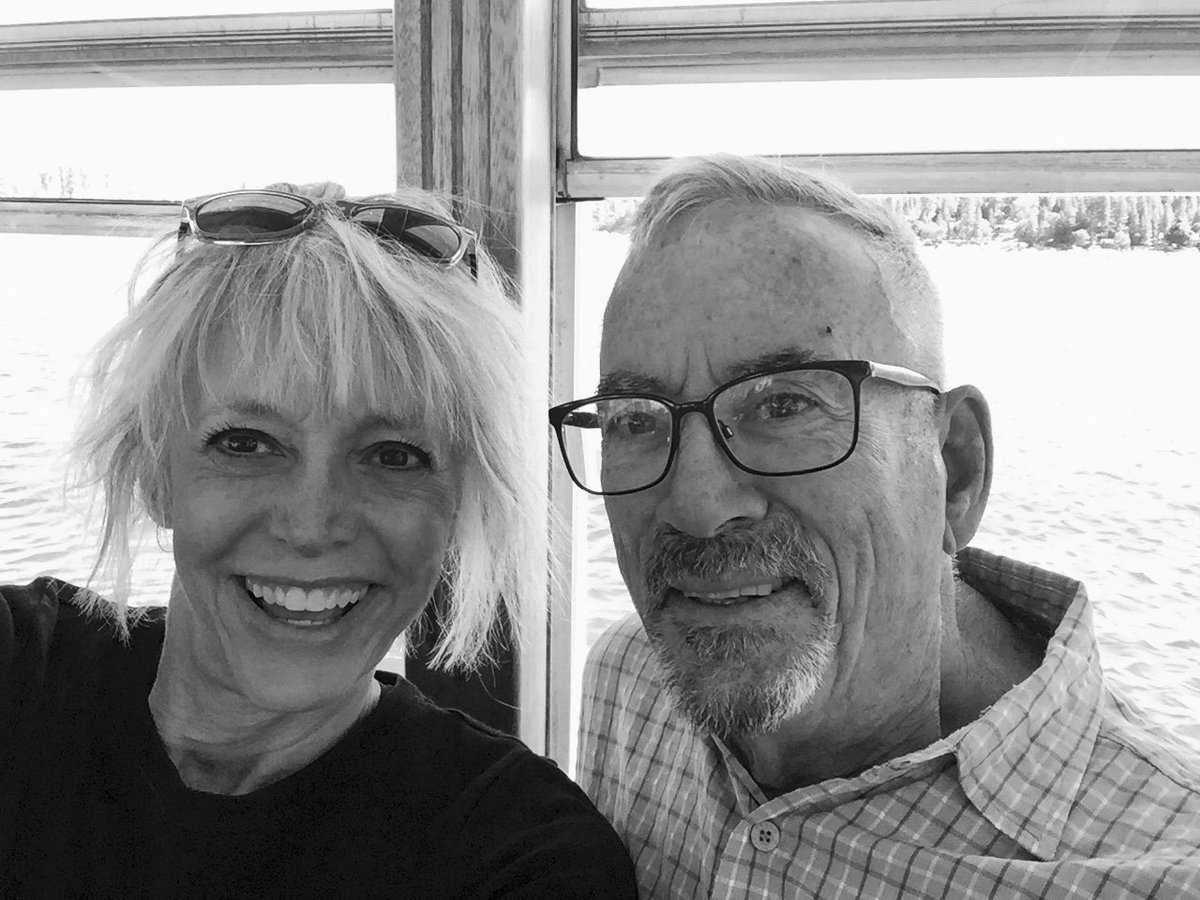 SZachik's tweet image. If you&apos;re going on a Freshman Retreat, best to go with consummate professionals--and buddies. @andeesteinman #MrGriffin