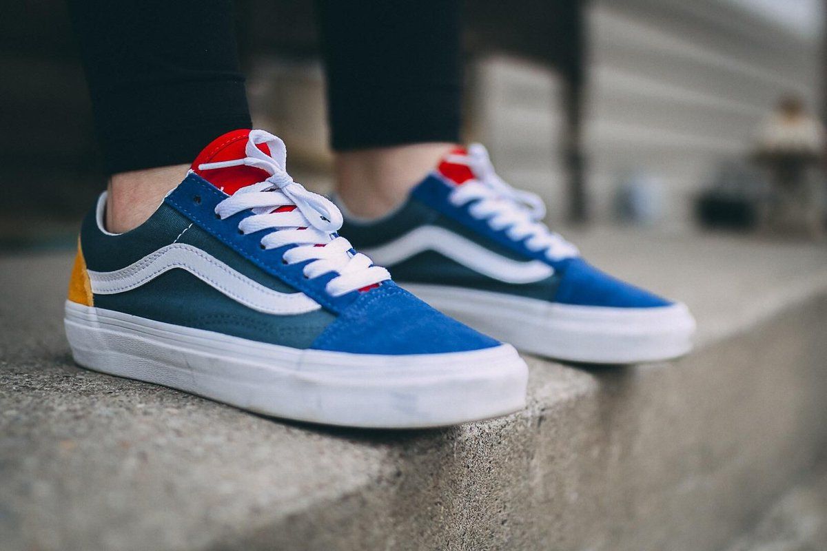 yacht club vans size 11