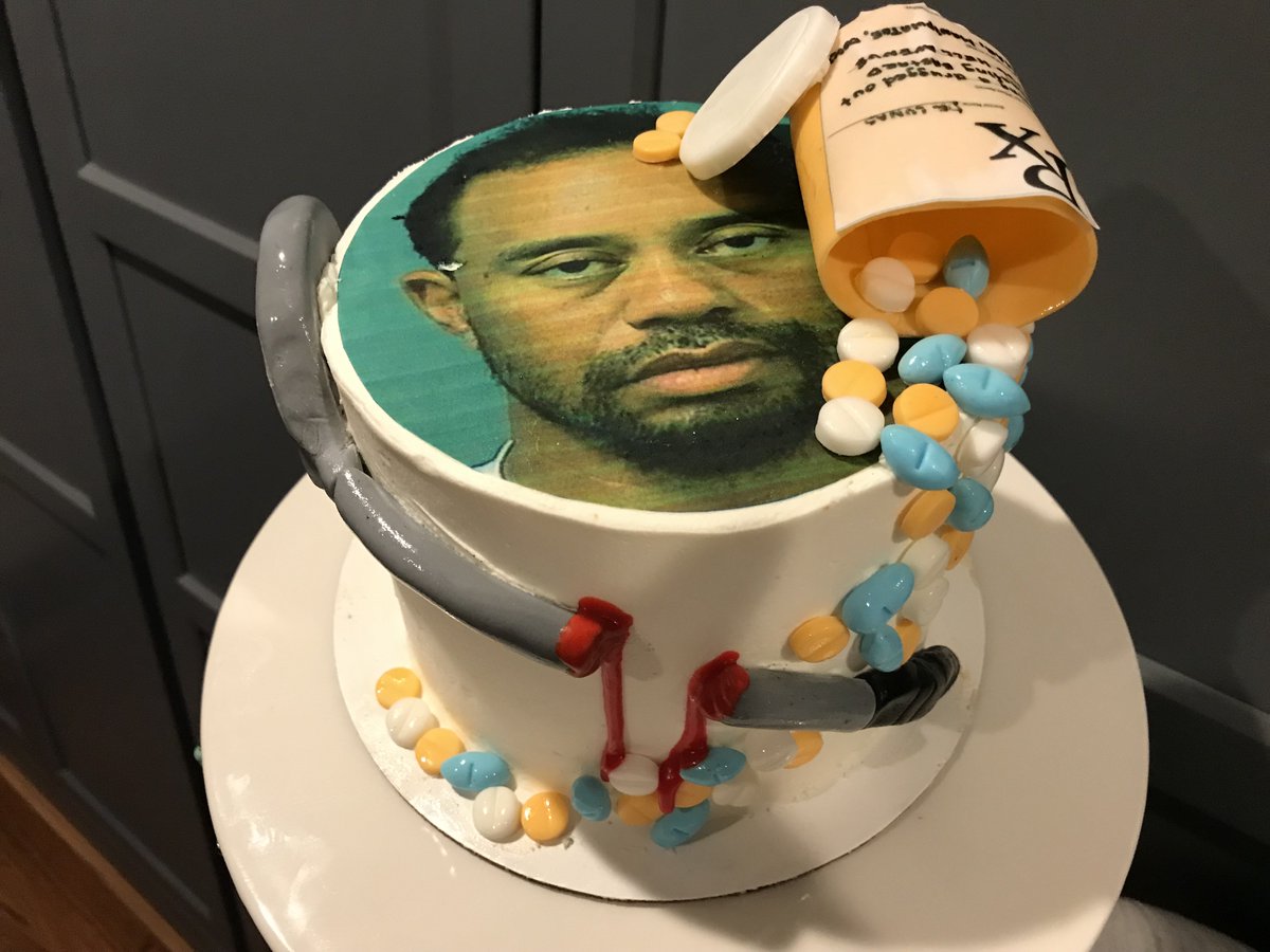 billafish's tweet photo. @GCTigerTracker it was my birthday last week.  My wife knows how much I love our guy, but based on the cake, she likes to remember 'other' moments of his career. https://t.co/anXhGA9GYO