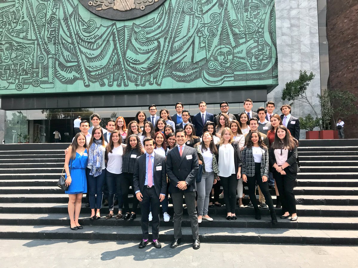 ConectaELD's tweet image. Conectando en la cámara de diputados 🔵✨💪👏