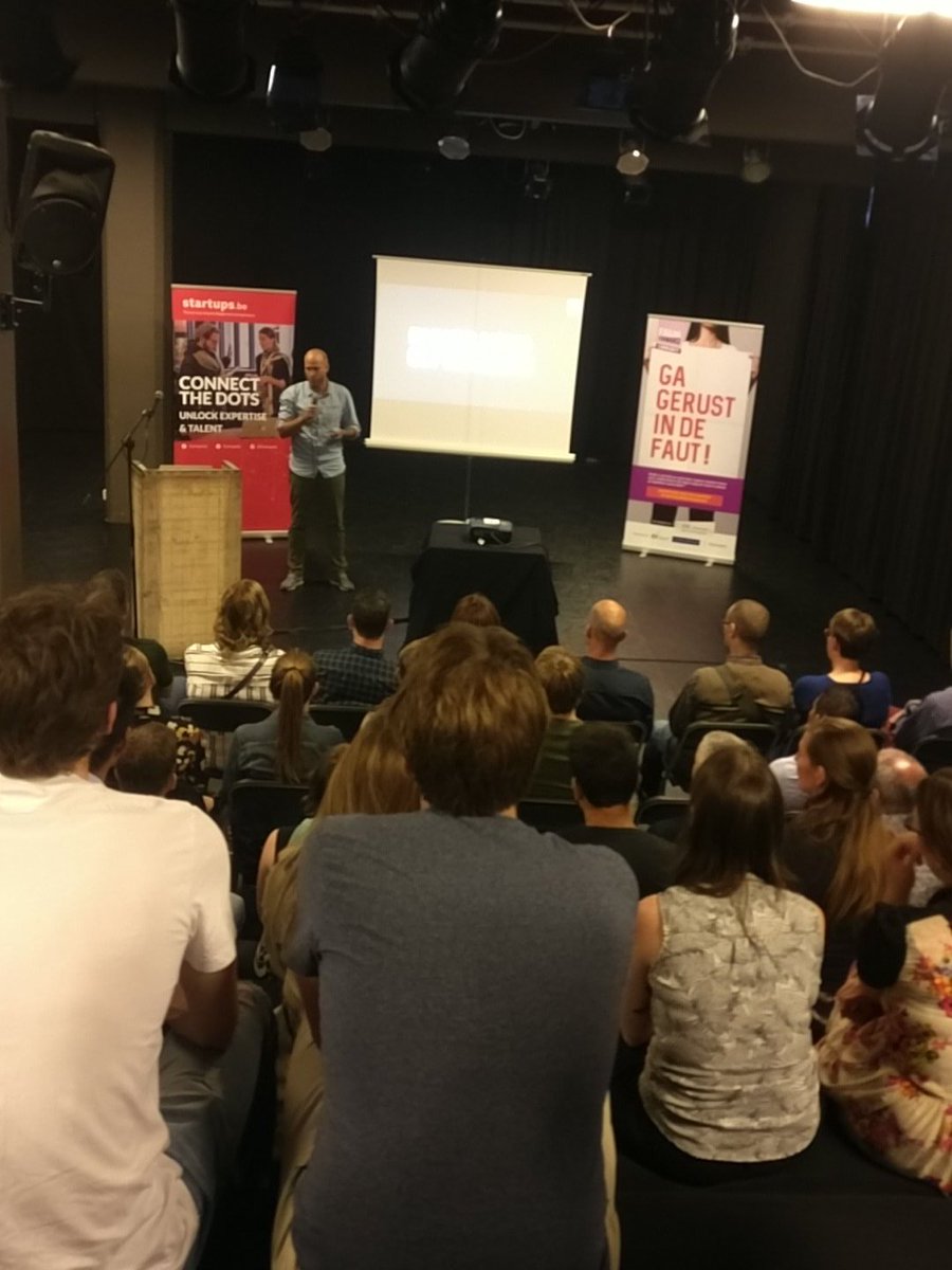 JelleCeulemans's tweet photo. In de fout gaan is geen ramp. Maar wij weten nu wel beter! #ThomasMore #ITfactory https://t.co/1QuNiKHVW5