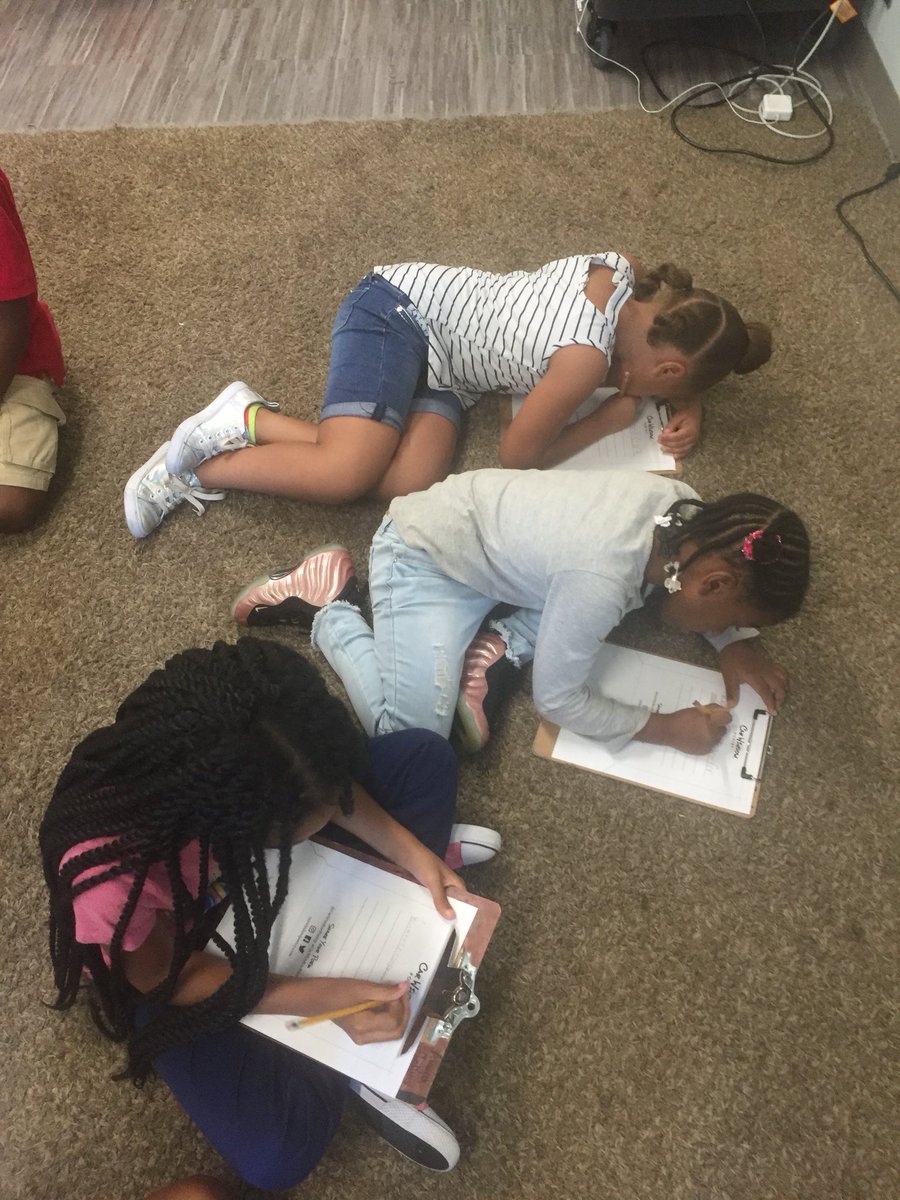 MrRileysRoom's tweet photo. We LOVED Having @carwindowpoetry talk to our kids about the power of words. I got a little choked up from my kidsโ great work! ๐ญ๐ญ @TeacherMe7 @HMSANTAFE @clmerkerson #CarWindowPoetry https://t.co/xsYxA9tqtR