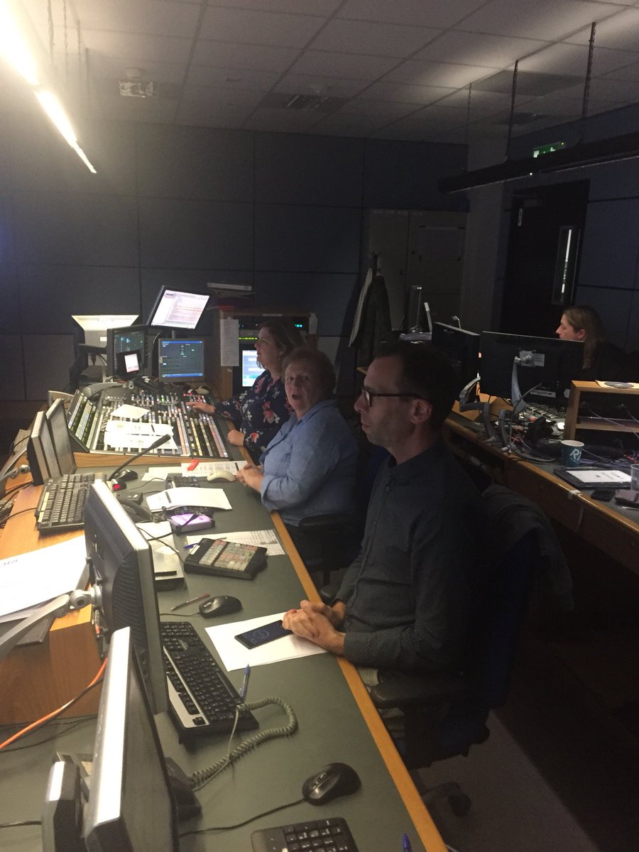 anthonymurnane's tweet photo. Coming to the end of an era with top @rtenews director Mary White in charge of her last 6.1. Good luck in her retirement. https://t.co/pnGOcXEOFQ