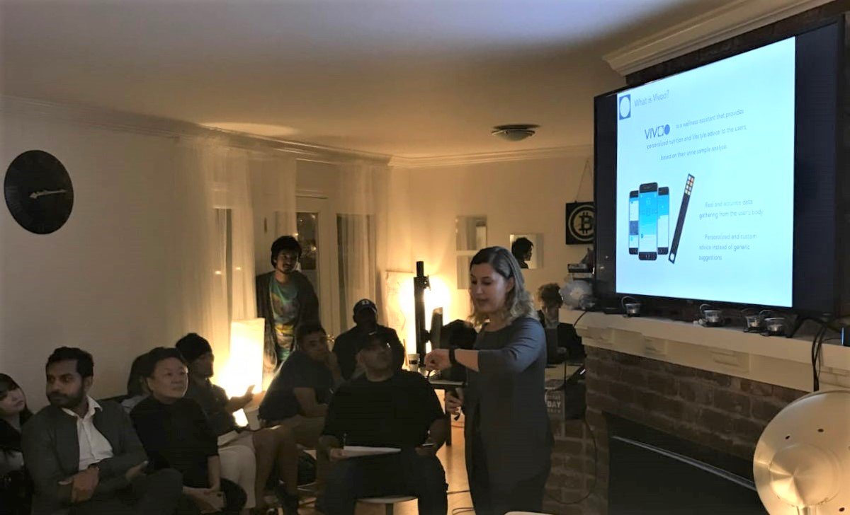 VivooApp's tweet photo. The CEO of @VivooApp, @MirayTayfun made a pitch at the #BlockchainHouse.
#Vivoo #DigitalHealth #SmartHealth #Wellness #Pitch #ThursdayThoughts #SunbridgeGlobalVentures https://t.co/N4dGOUl0OS