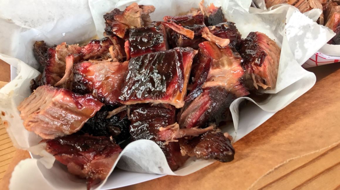 Great photo of our burnt ends by @visitkck. Share your Slap's photos with our Instagram pa