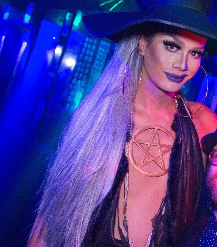 rajaasmiling's tweet image. Witchy woman