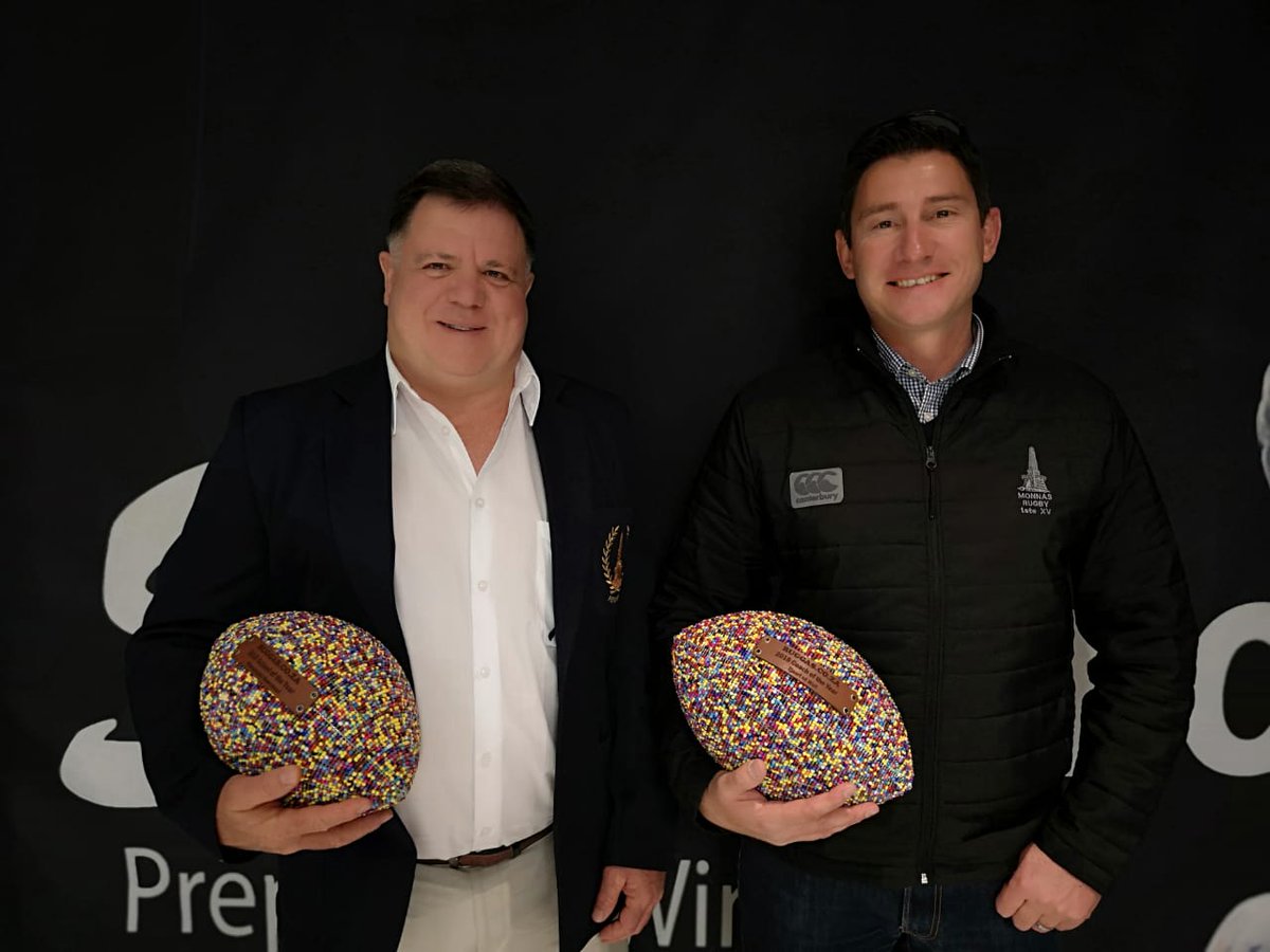 WitbulOldBoys's tweet photo. By die Jaarlikse @Ruggascoza toekennings wen @Monnas_WitBulle die prys vir Rugby Skool van die jaar!

Ons Rugby-hoof, Tjaart van der Walt, wen ook afrigter van die jaar!

Geluk manne. Dankie aan elke afriger, speler, borg en ouer wat hierdie jaar bygedra het tot ons sukses! https://t.co/eL30LGxCnO