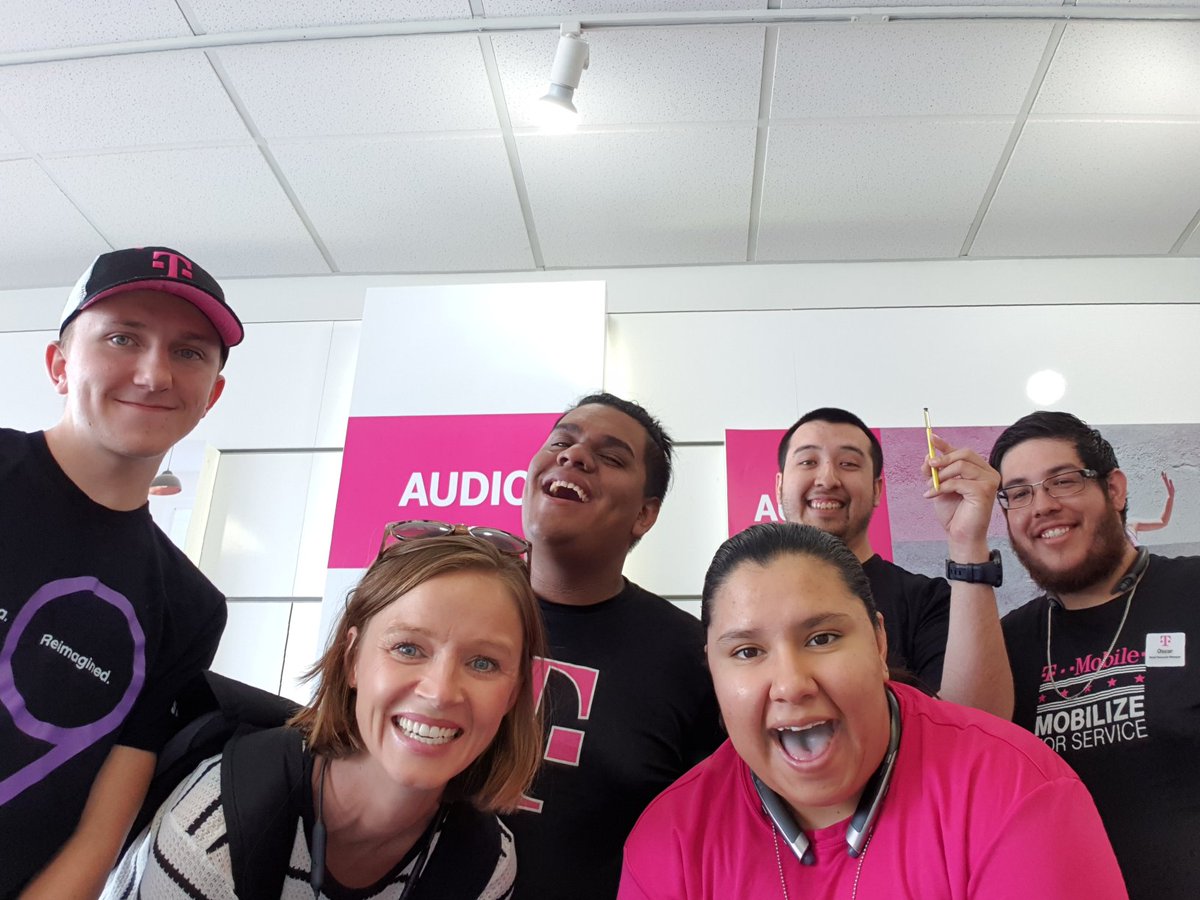 JoeyM4's tweet photo. #Note9SPenSelfieContest @theSamsungSide @AprilUrrutia https://t.co/HHZncUsaXr