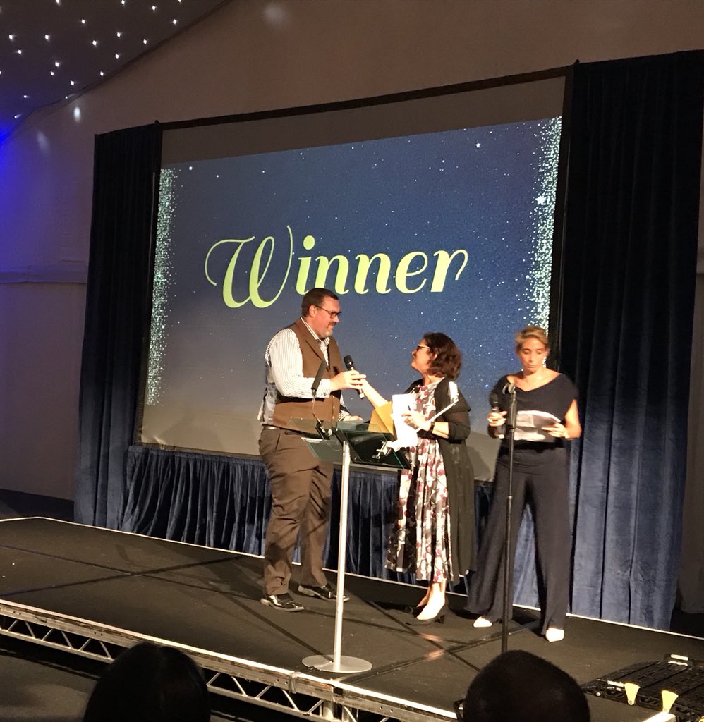 westlondonnhs's tweet photo. Huge cheers as Ray Langshaw, Clinical Resourcing Manager at Broadmoor Hospital, is named Employee of the Year #qa2018live https://t.co/sgDRbdXAWA