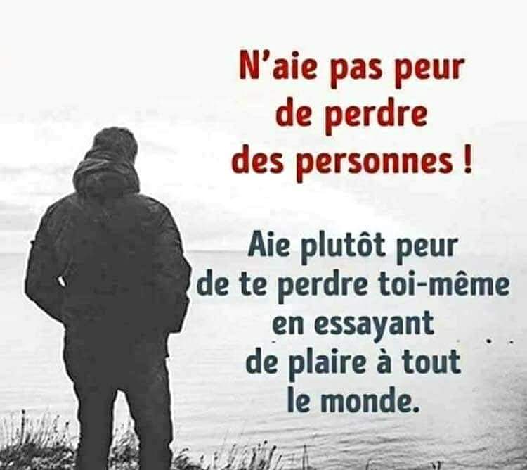 Krisscmoi85's tweet photo. Belle soirée à vous, prenez soin de vous.. promis je vais tenir et continuer à sourire. Ma carapace est remise en place..😘😘😞
##penséedusoir #monmessage https://t.co/Gs6dztLp4M