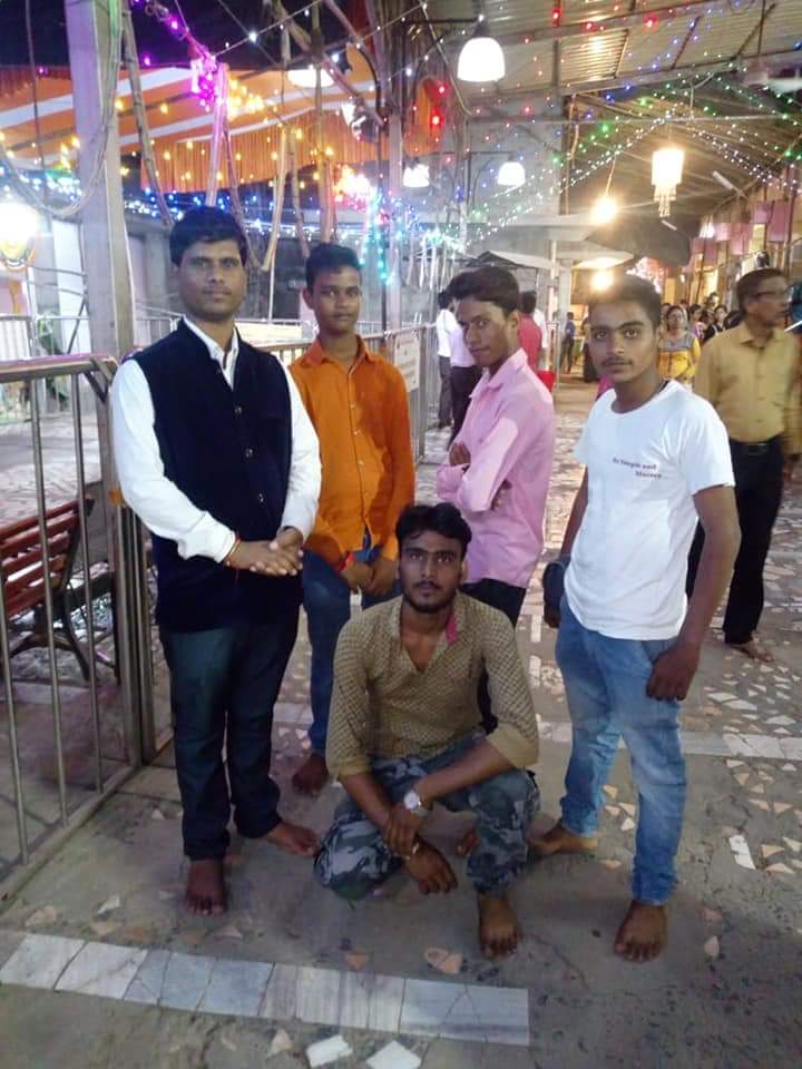 Ranu2145's tweet photo. गणेश(टेकड़ी)मंदिर सीताबर्डी नागपुर में श्री गणेश जी के दर्शन करने का सौभाग्य प्राप्त हुआ।😊जय श्री गणेश⛳ https://t.co/ywQWxVpGSV