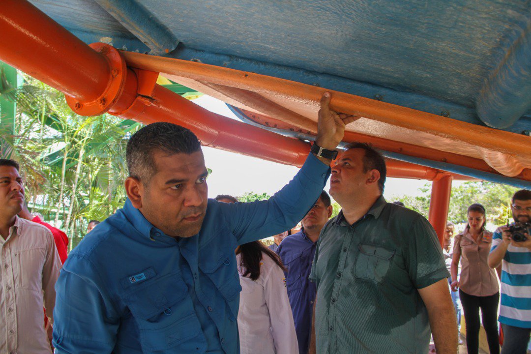 Hoy, firmamos una alianza con la empresa privada que nos permitirá rescatar las instalaciones de este parque acuático, ubicado en la vereda del lago, para ofrecérselo a la ciudadanía como un espacio alternativo de disfrute y recreación. #MaracaiboRenace