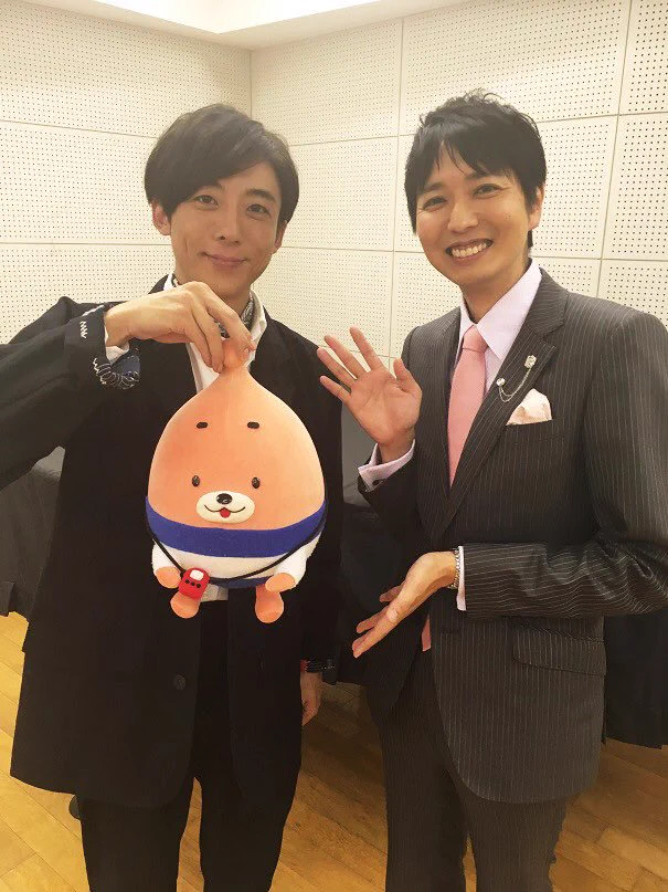 ちょww高橋一生のぬいぐるみの持ち方wwカッコいいから許すけどww