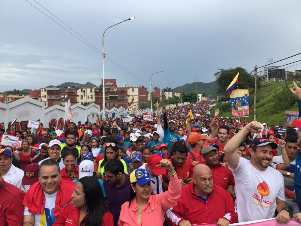 sibtin's tweet photo. #VenezuelaSeRespeta hoy Anzoátegui dijo una vez más q esta #ResteadoConMaduro https://t.co/en3QtGEBCr