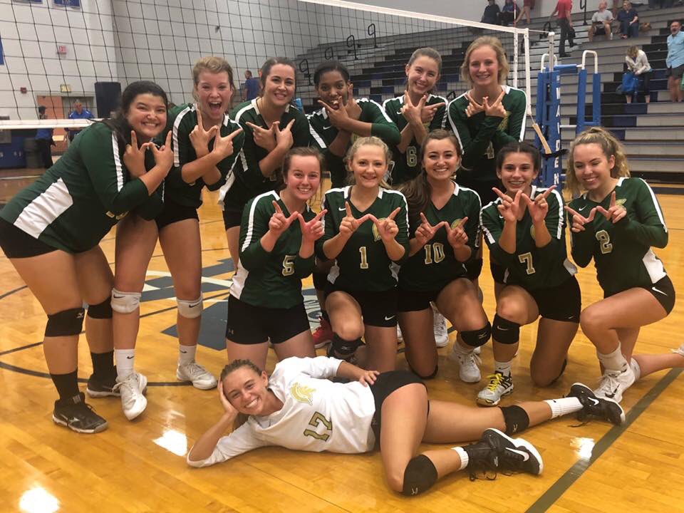 BandysPep's tweet photo. HUGE WIN FOR THE LADY TROJANS OVER MAIDEN!!!! LET’S GO BHS 🤪🙌🏽🏐 https://t.co/nvVWSoPJNU