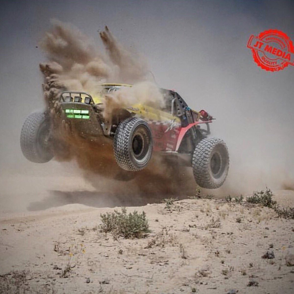 GrabowskiRacing's tweet photo. Throwback to 1st in Class at the 2017 McKenzie 250. Love this photo. #beforeblue πΈ: @jtmedia1 | Sponsors: @CrawfordMotors @subaru_usa @BFGoodrichTires @kingshocks @TerribleHerbst @HerbstSmithFab @RallySportTweet @JEPistons1 @CBRperformance #proamracing #crosstrekdesertracer https://t.co/gl6J3RZV09