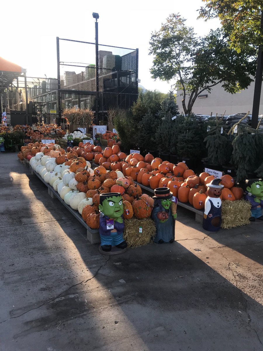 It that time of year again!!! Ready for Fall! Thank you to our livegoods vendors for the great presentation! <a href="/PabstBen/">Ben Pabst</a> <a href="/AndyDHRM/">Andy Martin</a> @D253Met