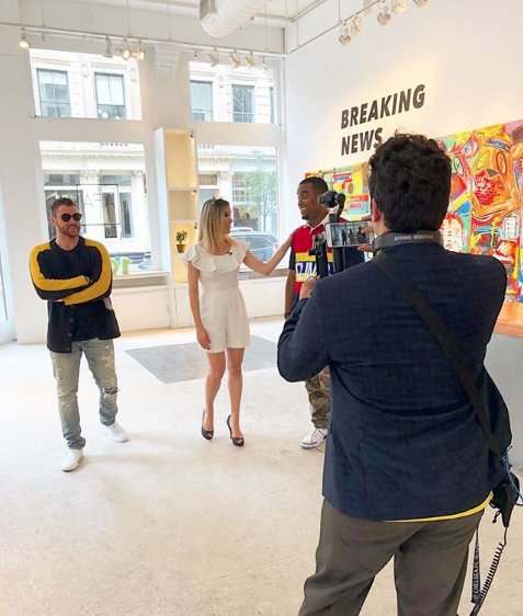 WTGalleryNYC's tweet photo. "Modern Wall Street” media day with Olivia Voznenko interviewing @Kingsaladeenart, Mister E and @dugin at the Breaking News exhibition Doug and PeterTuchman curated. #streetart #street_art #worldtradegallery #DougSmith #PeterTuchman #nyse #curator #newyork #nyc #mural #wtc #art https://t.co/oxTf5fYUYo