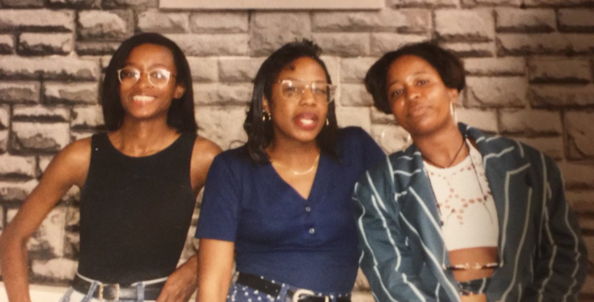 Glasses 👓 & over bite ! 2004! This real old pictures... 