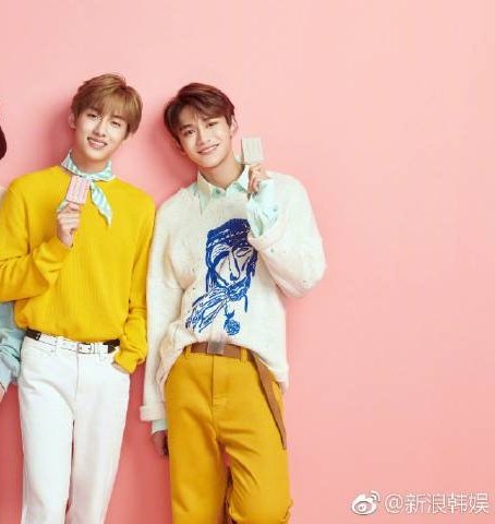 Dongcasarchive's tweet photo. 🍦🍧😊😊
#윈윈 #WINWIN #루카스 #LUCAS #동카스 https://t.co/ZCHYF6916H