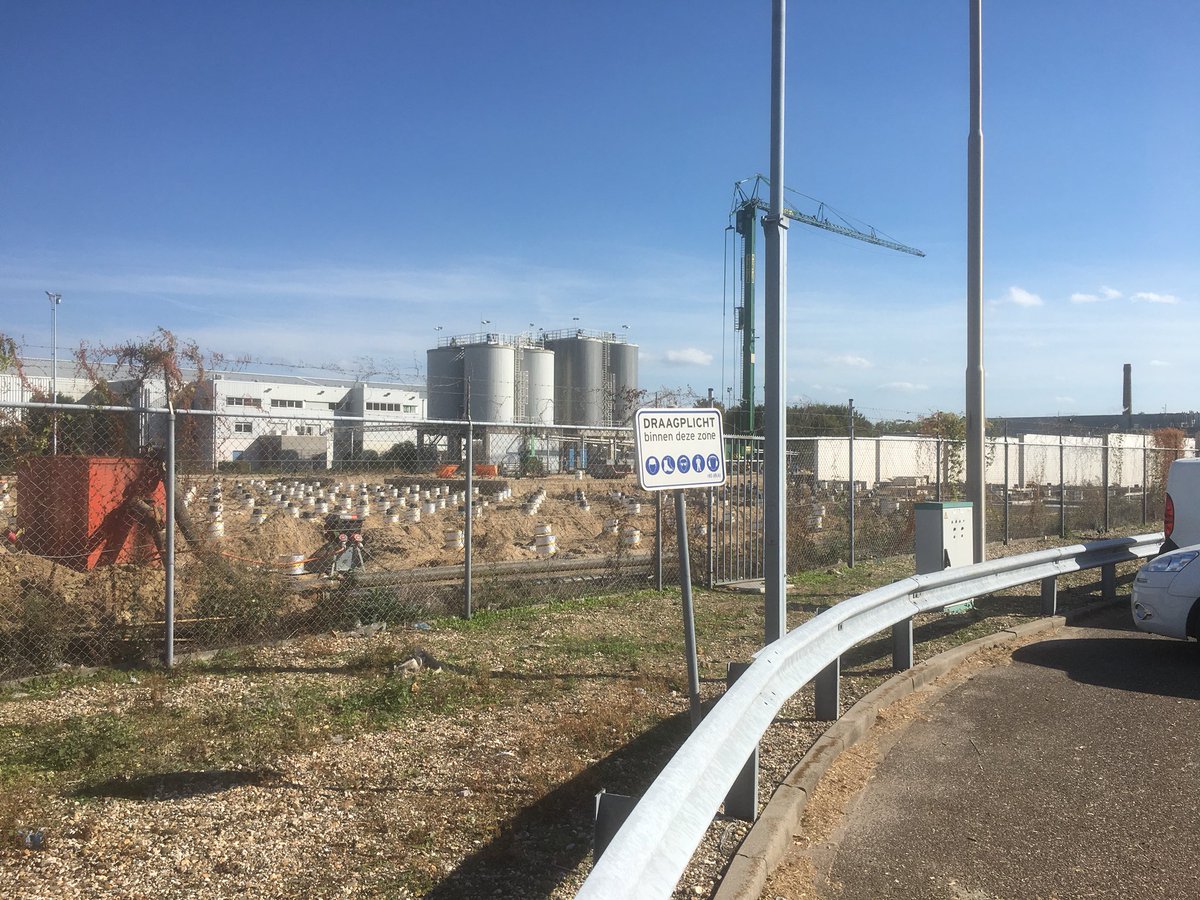 pgosselink's tweet photo. Goede toekomst #industrie op #bedrijventerrein. #duynie nieuwe fabriek voor petfood wordt #gasloos dankzij #groenewarmte van #bec #cuijk. Mede mogelijk via @SmartEnergyLink https://t.co/BfmIvzSY5n
