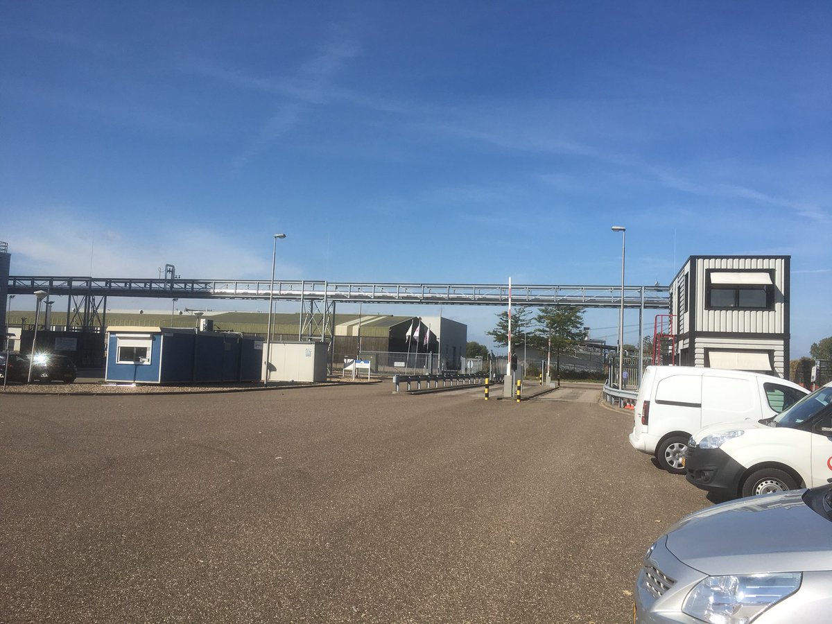 pgosselink's tweet photo. Goede toekomst #industrie op #bedrijventerrein. #duynie nieuwe fabriek voor petfood wordt #gasloos dankzij #groenewarmte van #bec #cuijk. Mede mogelijk via @SmartEnergyLink https://t.co/BfmIvzSY5n