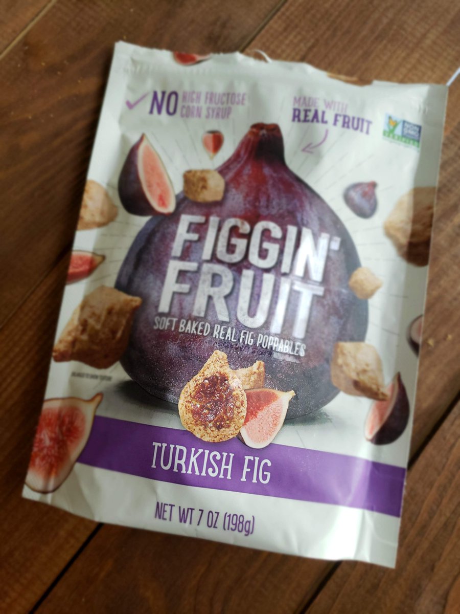 kyleecooks's tweet photo. {AD} LOVING the Figgin' Fruit from @RealHDBrands
My favorite is the Strawberry, Chia and Fig. Which would you try first?
#MomBlogTourFF #NONgmo #figginfun #figginfruit #NONgmo https://t.co/dkF2hof0Dw