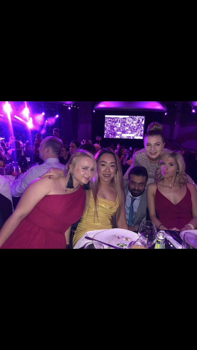 x__PinkTweets's tweet photo. Team Marble Arch! # SDconf18 https://t.co/NzpMM1CJuB