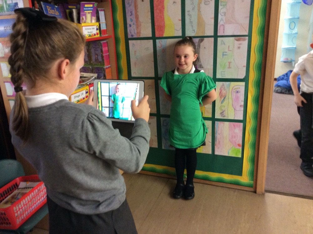 DoInkTweets's tweet photo. RT @BorrasPark: Year 4 had great fun today using the green screen app @DoInkTweets and @Seesaw to show what organs are inside their bodies. Thanks for the idea @ICT_MrP 👍😀 #ict #science #appsmashing https://t.co/AUdcy1CDKN #doink #greenscreen