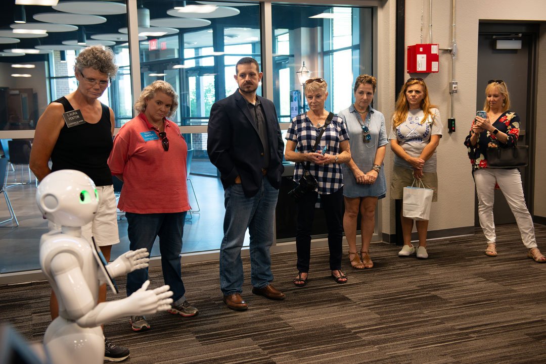 MyCentralCOOP's tweet photo. It was an honor to have @LeadershipOK on campus today to share how we're using data analytics to prepare for the future of our service territory! #PepperTheRobot #SystemOperationsCenter https://t.co/1tKRqJRO5E