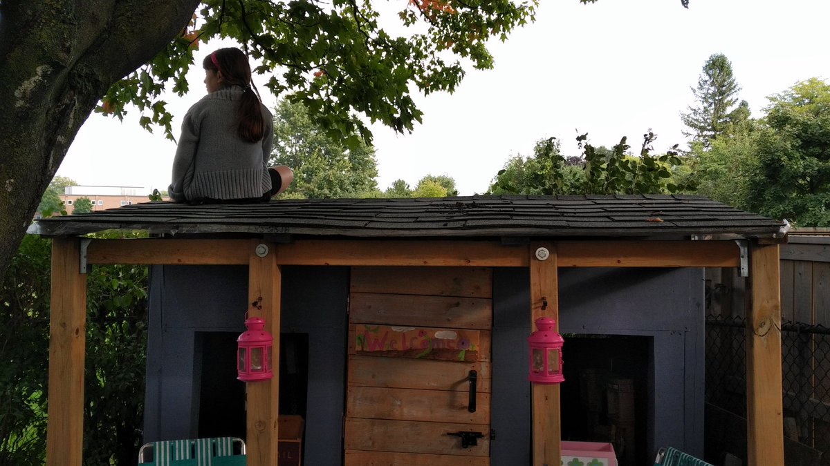 CybertronBeast's tweet photo. I don't think my Daughter fully understands how to use her Playhouse. #MaybeSheDoes https://t.co/yAqKTojzSS