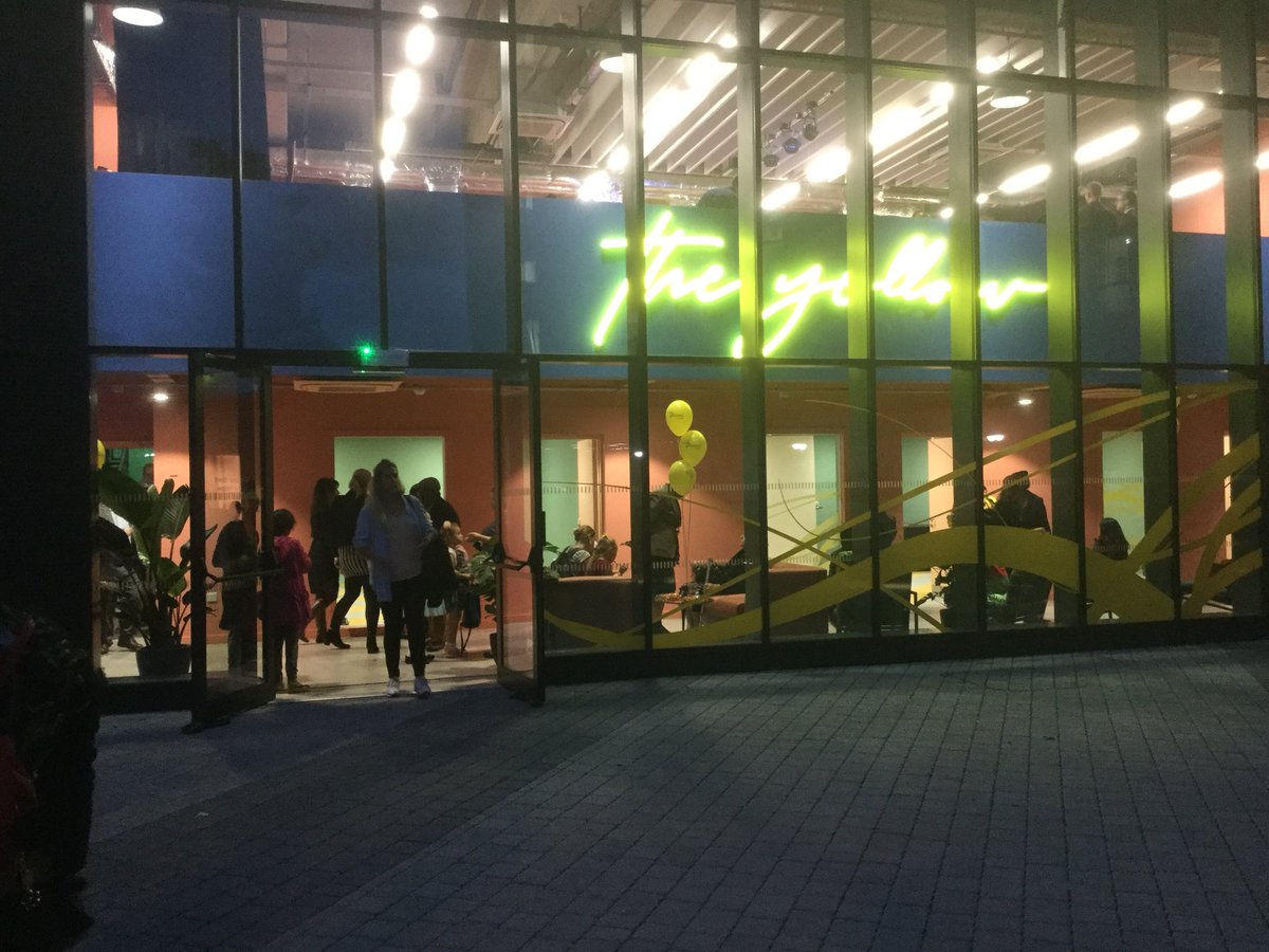 BrentYDebate's tweet photo. Went to new Yellow launch party.  Great entertainment @wembley @BrentYP @londonoutlet https://t.co/Lq6DvhcgXm