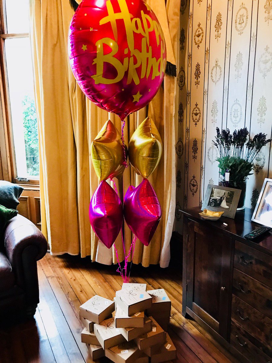 MyPocketMToy's tweet photo. @GambadoChelsea @kensingtonmums Our party boxes would have been great on this ๐๐๐ https://t.co/0So51ZDQ8r