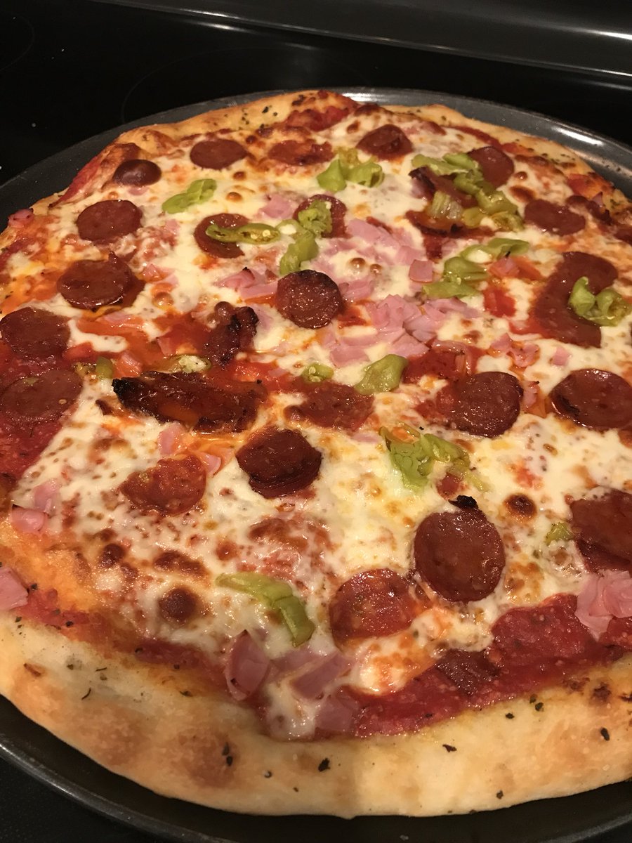 BrentCase1's tweet photo. Is it National Pizza Day? ...... No! Oh well.......anybody in the mood for some quality #PrincipalsPizza ? #EatGoodPizza #LoveThatPie #25th #MissingTheMitten https://t.co/mZ8URffW3I