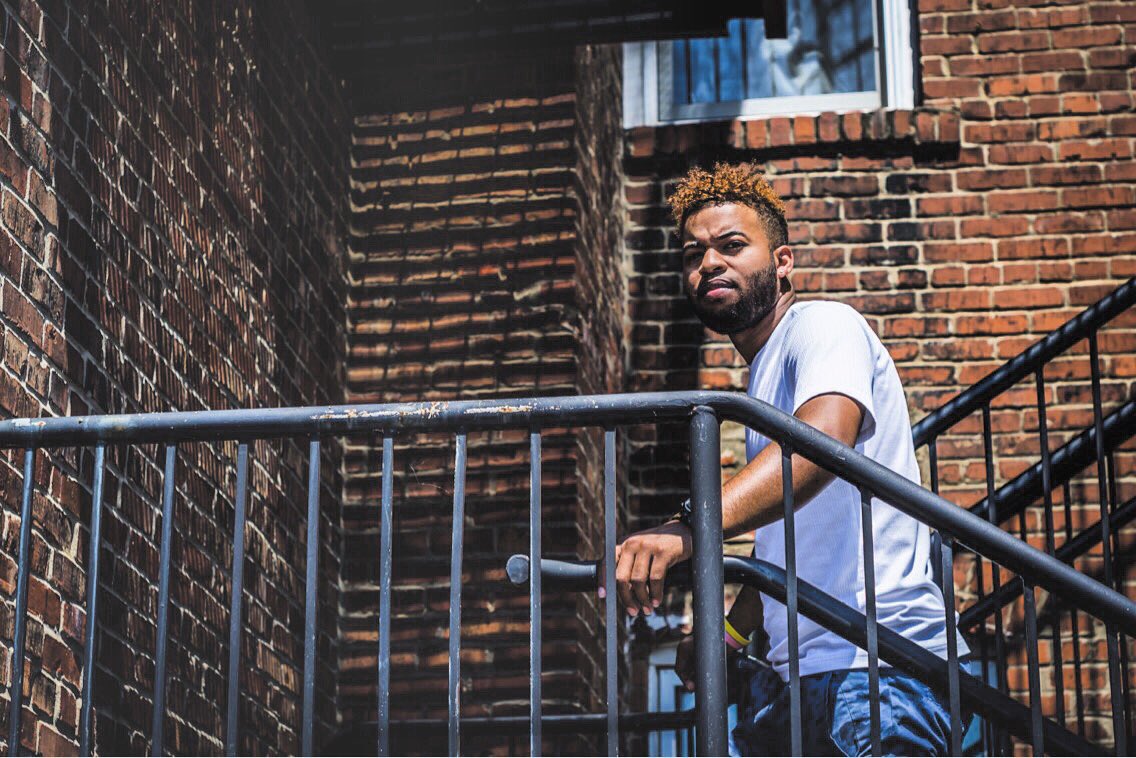 LintroMusicPub's tweet image. @Myze_ with his electrifying album ‘Almost Impossible’ 🎶 bringing his twist to R&amp;amp;B/Rap will cause you to add his tracks to your music playlist. 
Available tomorrow for #streaming and #downloads on all major digital music platforms, powered by @stem 🌱
#myze #AlmostImpossible