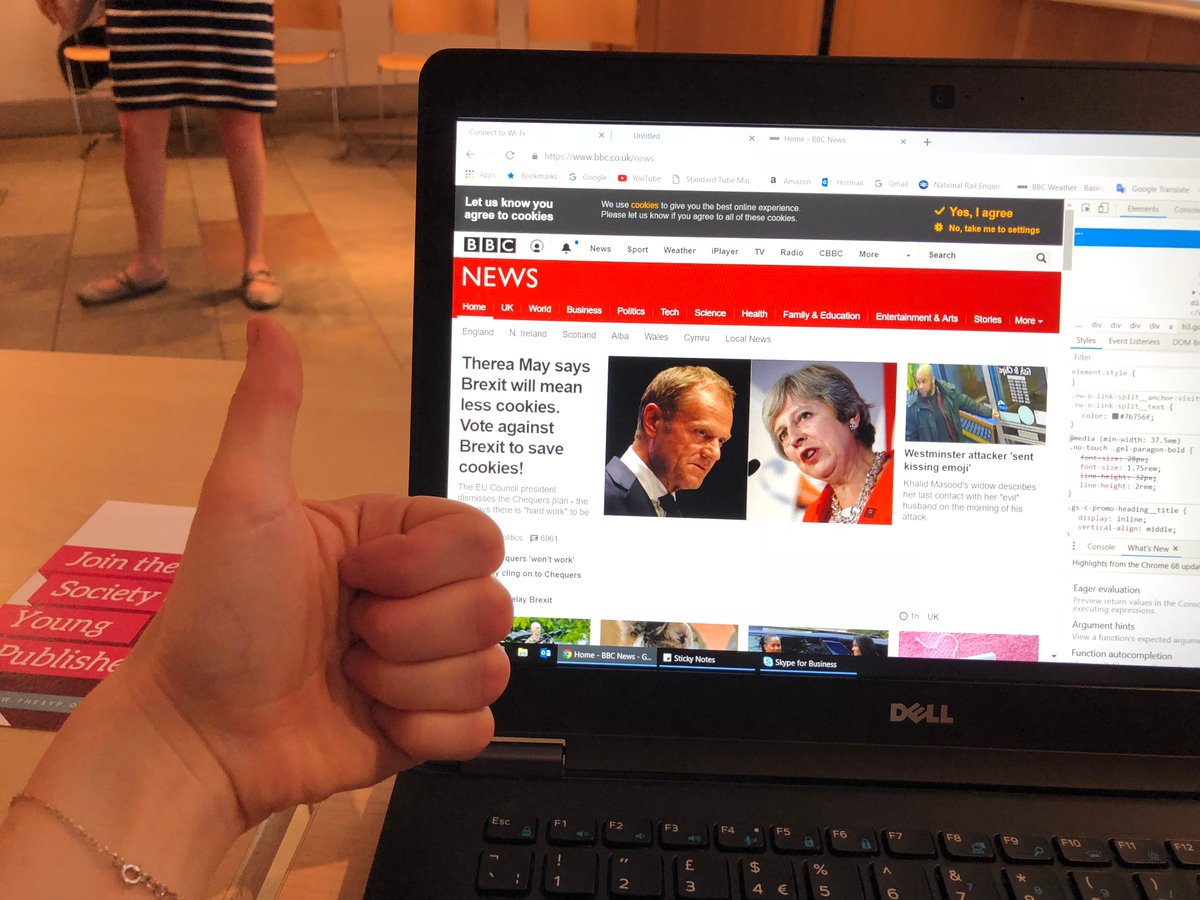 Jessica2Edwards's tweet image. Massive thanks to our #CodingAtTheCastle speakers @benjaminbisset @saramoohead and Emma @has_many_books for delivering some super talks and a fun evening in general - from reading a code poem to re-writing the BBC news headline, it was fab! 😀🏰💻