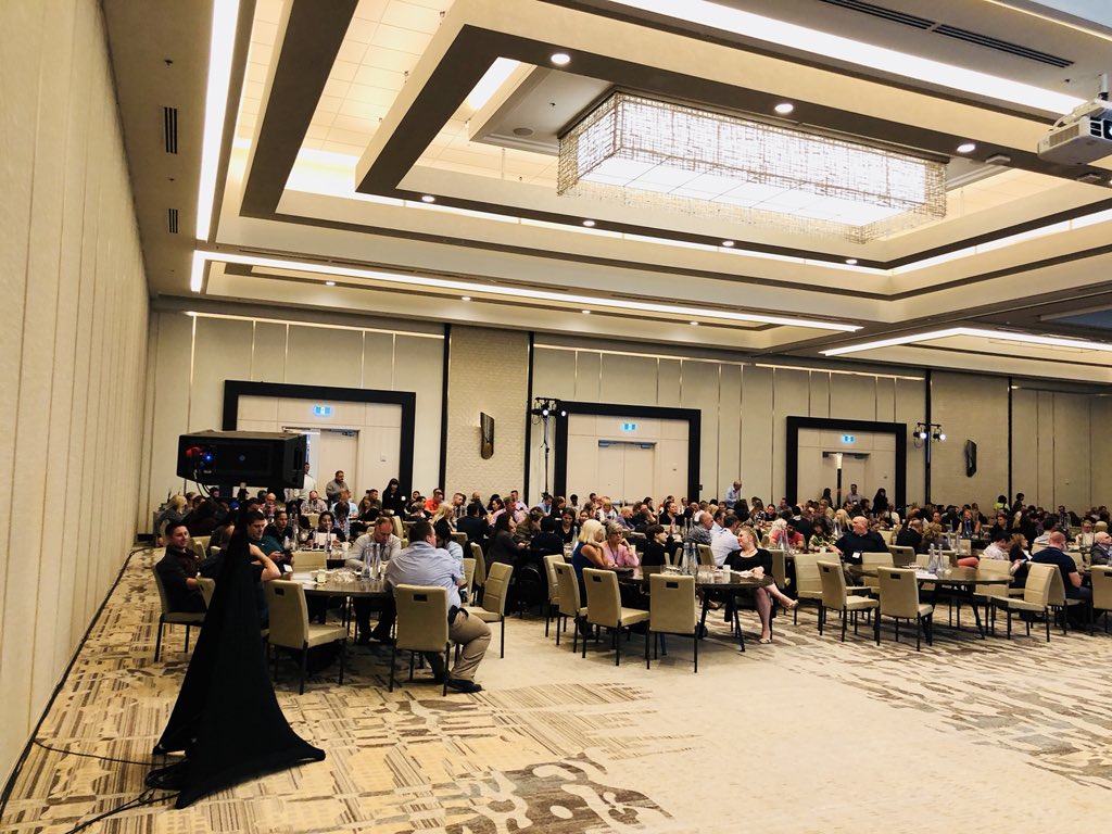 KimberlyVachon's tweet photo. The room is packed at the last session of Versaterm’s 2018 Re:Invent Users Workshop #VDX2018 @Versadex #HappyCustomers #Networking @vdxworkshop2018 https://t.co/0ZRtCo58Jg