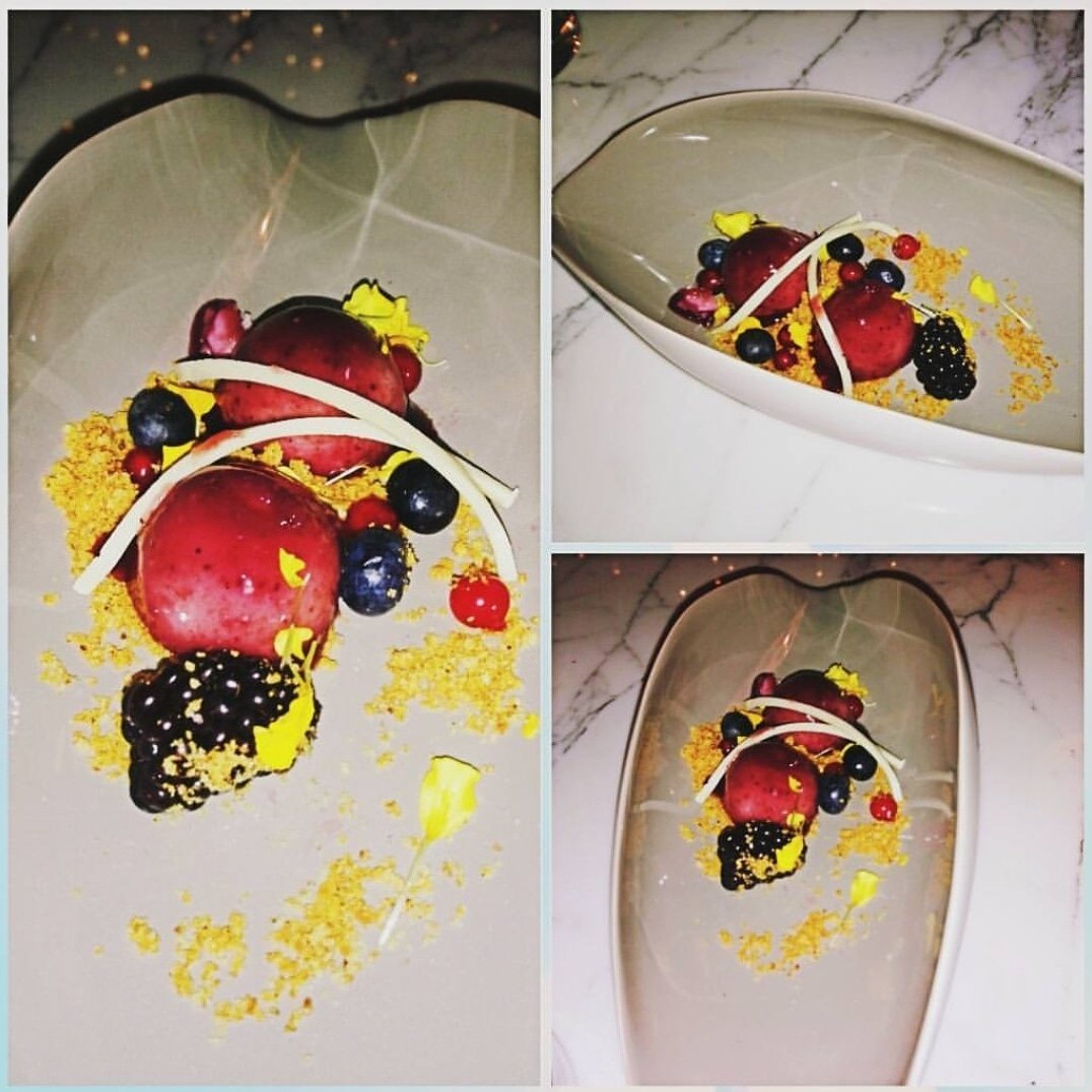 JaDs2306's tweet photo. Mixed Berry CheEseCake
.
.
. 
@jads_call_me_jaypot23
#red #fruit #strawberry #berry #cheesecake #dessert #cake #food #foodporn #delicious #sweet #yummy #instafood #foodie #desserts #tasty #foodblogger #baking #foodphotography #dessertporn #cheese #sweettooth #pastry #food https://t.co/7anErKbSPL